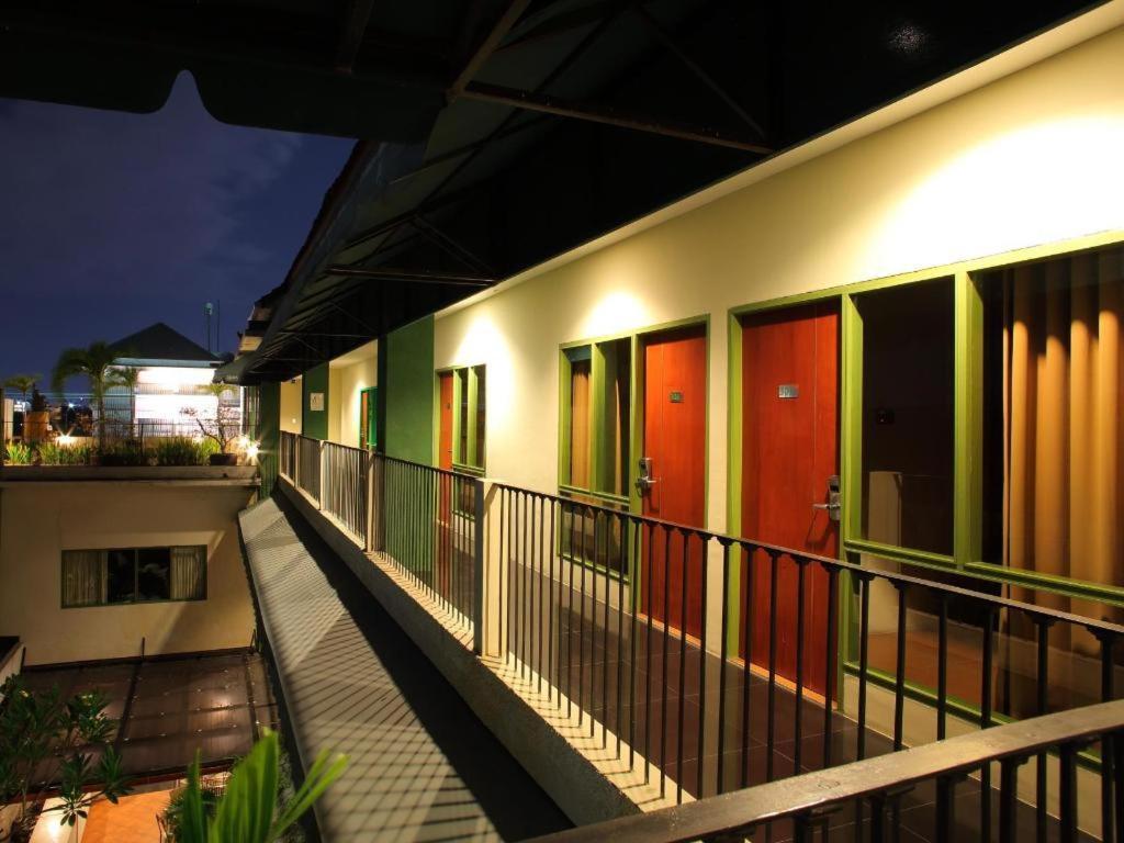 Spazzio Bali Hotel Kuta Lombok Eksteriør billede