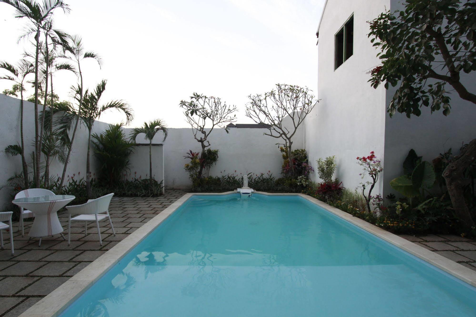 Spazzio Bali Hotel Kuta Lombok Eksteriør billede